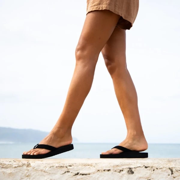 REEF Women's Cushion Breeze Sandals - Image 6